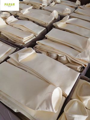 sachet filtre à haute densité de 550gsm PPS pour le collecteur de poussière de centrale d'industrie