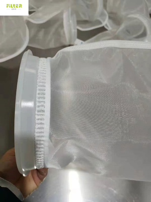 Sac en nylon de filtration de l'eau adapté aux besoins du client 25 par microns avec l'anneau en plastique