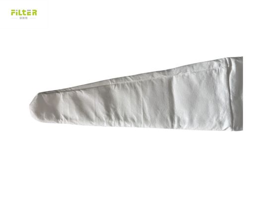 Sac filtrant en polyester pour la collecte de poussière en environnements humides et acides dans les industries du ciment et minières avec anneau de serrage supérieur en acier inoxydable