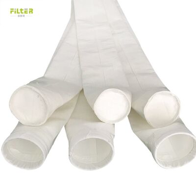 Sacs à filtre polyester de qualité industrielle avec traitement final de coulée et de calandrage pour une efficacité accrue de filtration des poussières