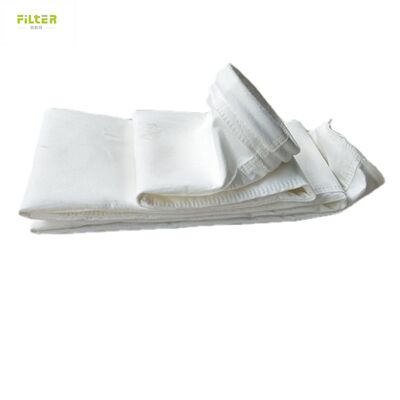 Sacs de filtrage en feutre durable en polyester perforé à l'aiguille avec fond renforcé pour les systèmes de collecte et de filtration des poussières industrielles