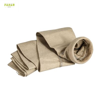 Sacs filtrants industriels à haute température fabriqués à partir de feutre de polyester perforé à l'aiguille avec fond renforcé pour la collecte des poussières