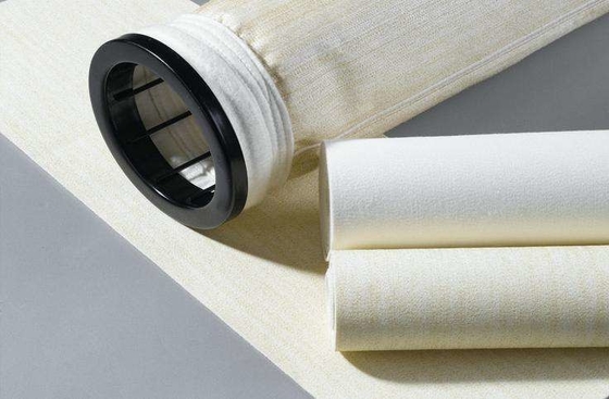 Taille adaptée aux besoins du client par sacs professionnels de collecteur de poussière de ciment de sachets filtre de feutre d'Aramid