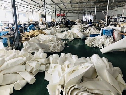 sachet filtre de 550gsm Arcylic pour résistant haut alcalin d'usine de ciment