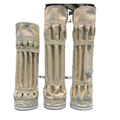 L'aiguille plissée non-tissée de polyester de sachets filtre de la poussière de NOMEX s'est sentie